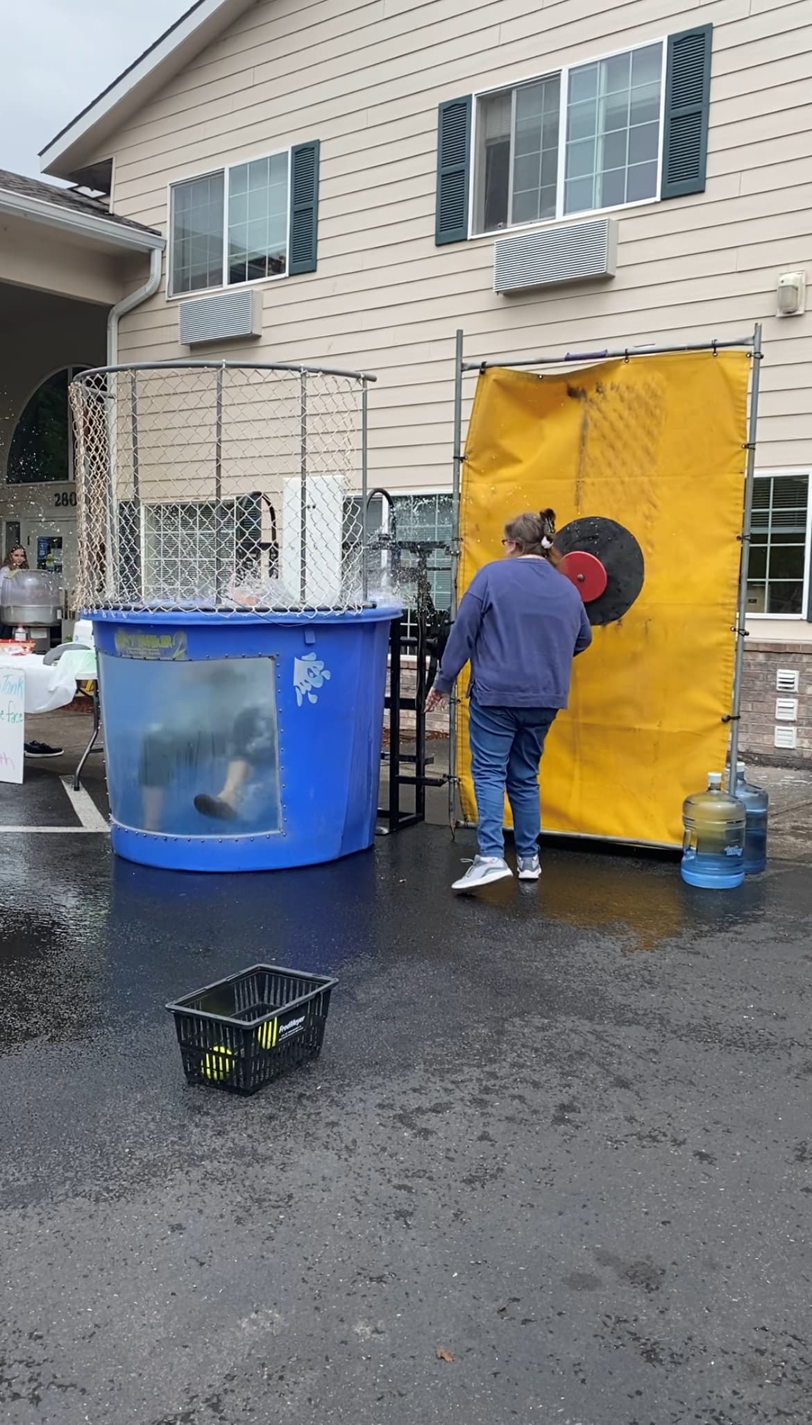 Avamere at Albany 2022 Summer Splash Dunk Tank in Action